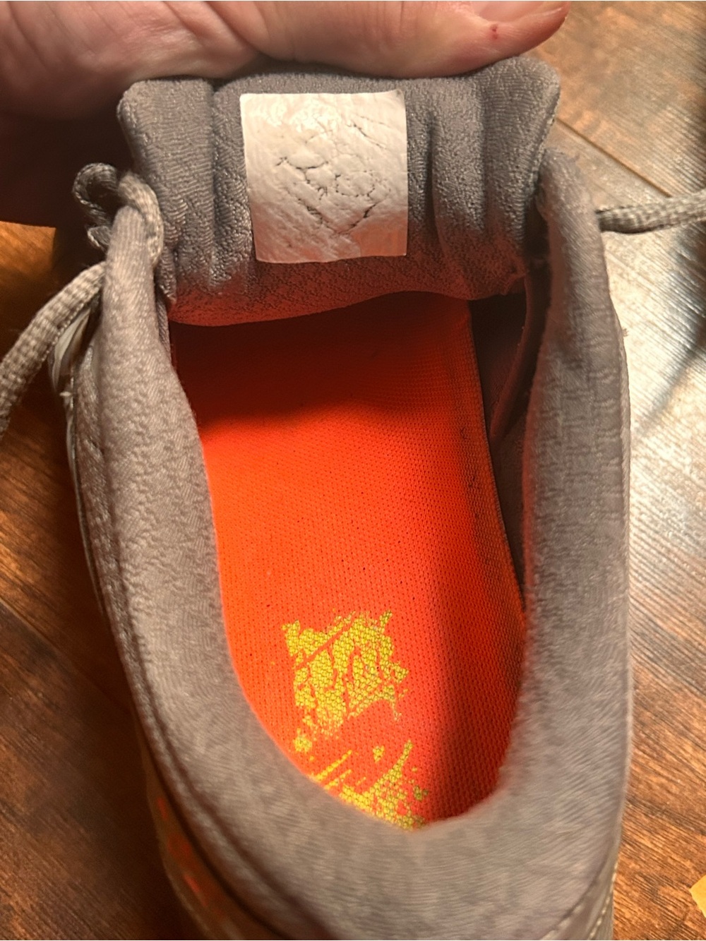 New Balance Summit QOM Women's Size 9 Grey Trail Running Shoes Sneakers sz 10 - Picture 8 of 10